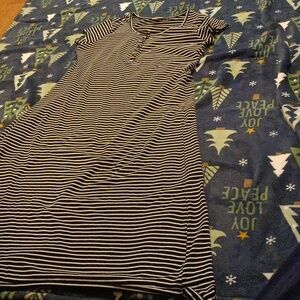 Woman's Faded Glory Dress